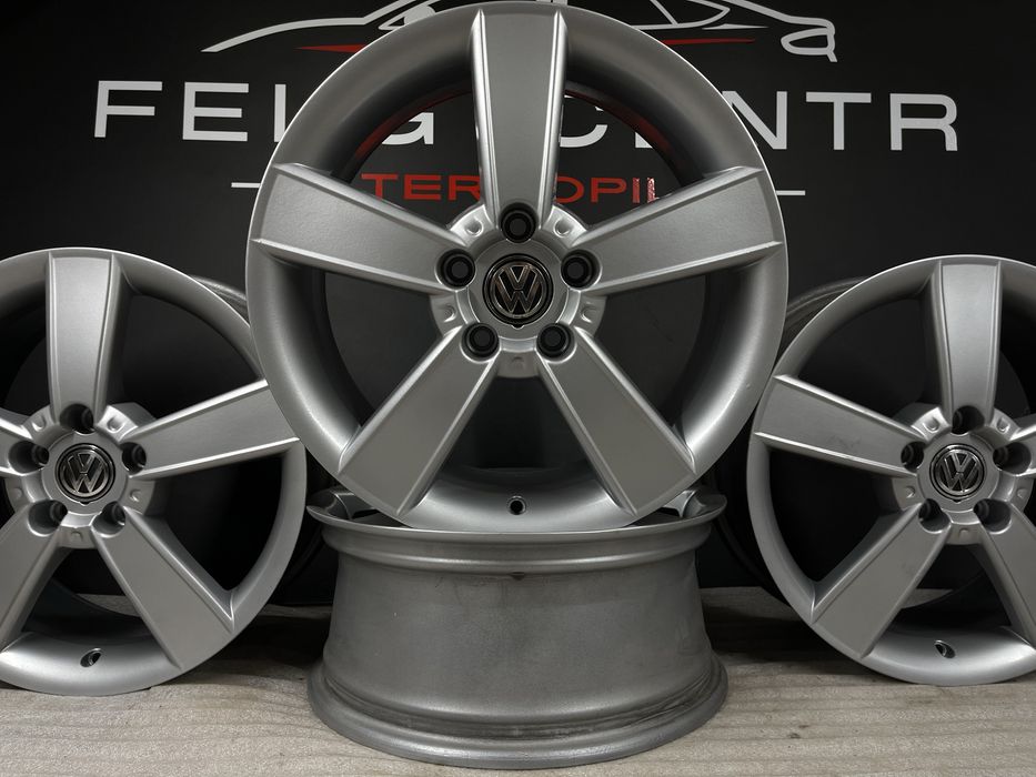Диски R17 5x112 Et54 7J. Volkswagen Golf Jetta Skoda Octavia A5 A7