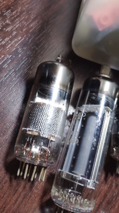 Lampy elektronowe przekaźniki