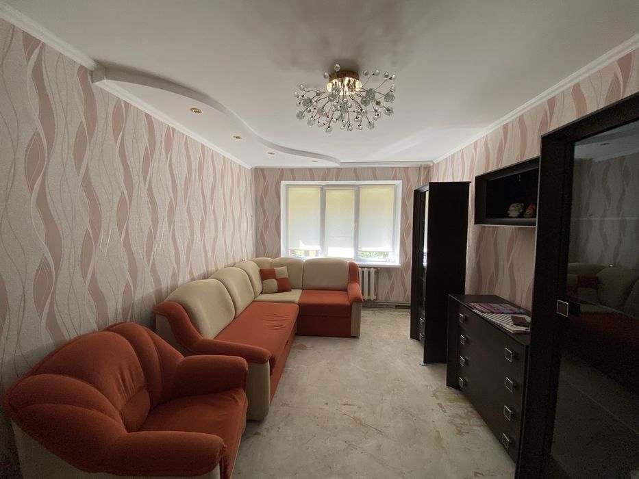 Продам 3к квартириру з газовим опаленням с.Зарічне