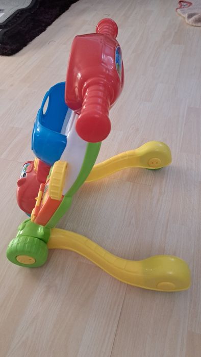 Andador baby Clementoni