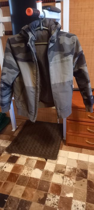 Курточка на хлопчика,весна-осінь