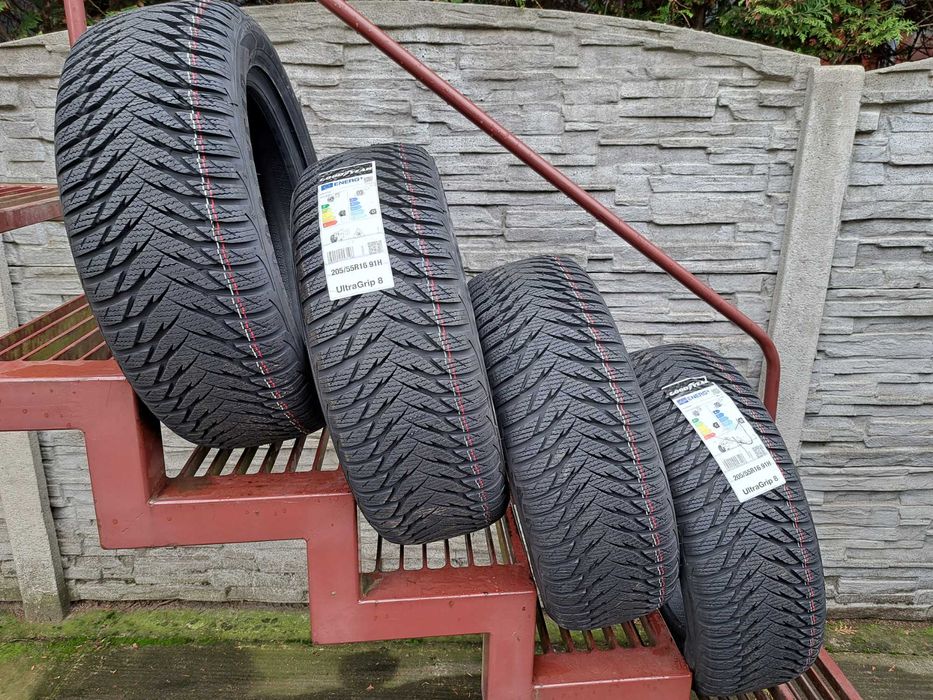 4 Opony NOWE zimowe 205/55 R16 Goodyear UG8 Montaż i wyważanie Gratis!