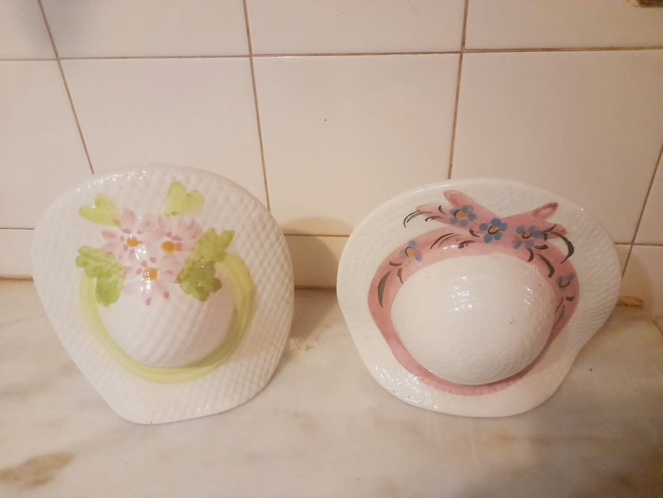 Conjunto de 2 Chapéus em Cerâmica Vintage Decorativos