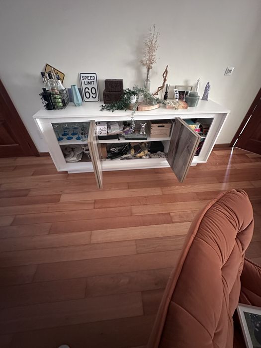 Aparador / movel como novo