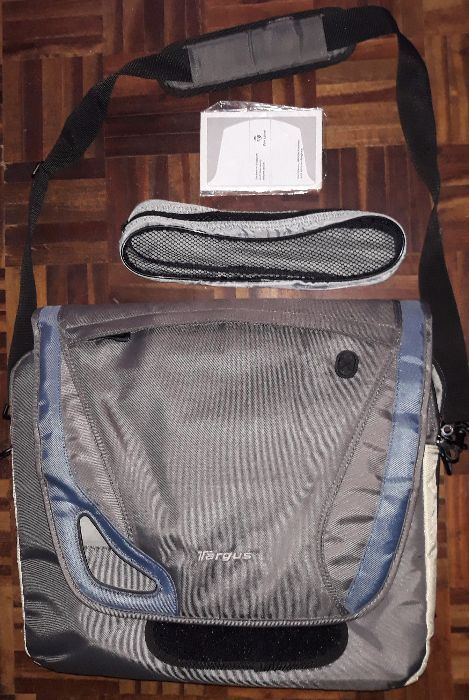 Mala Targus para pc e outros compatimentos