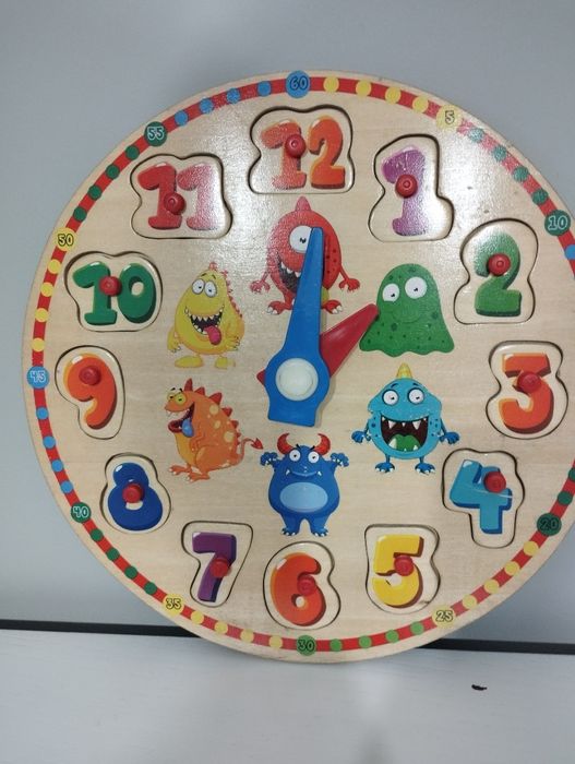 Relógio puzzle didático em madeira