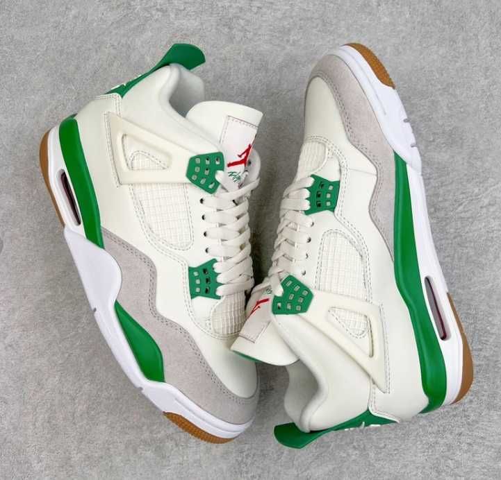 Jordan 4 Retro SB Pine Green R.  39