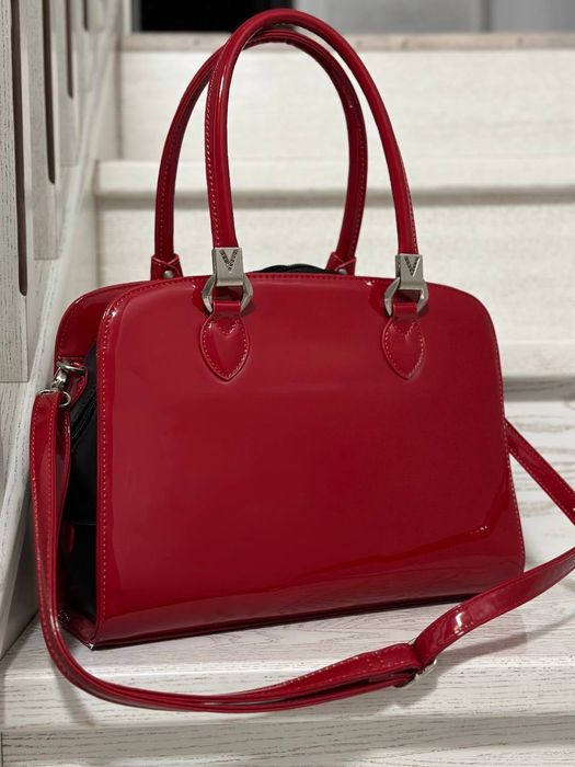 Кожано лакова сумка