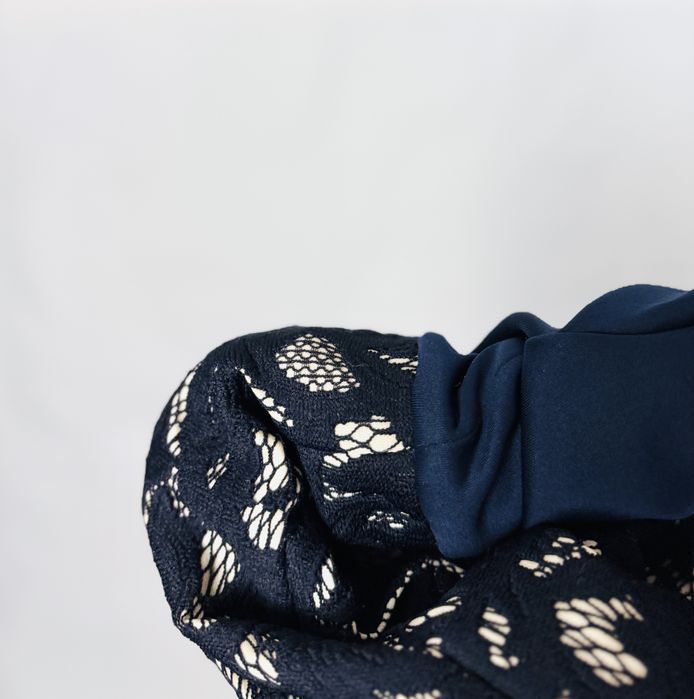 Granatowa sukienka z koronkowym dołem XXL 44