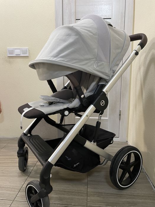 Коляска Cybex Balios S Lux 2024