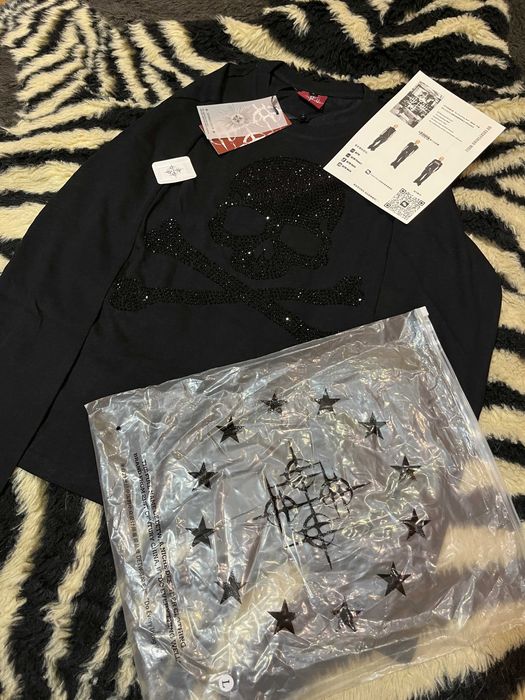 На руках! | DETW Rhinestone Skull Crew Neck Long Sleeve | Идеальное Качество!