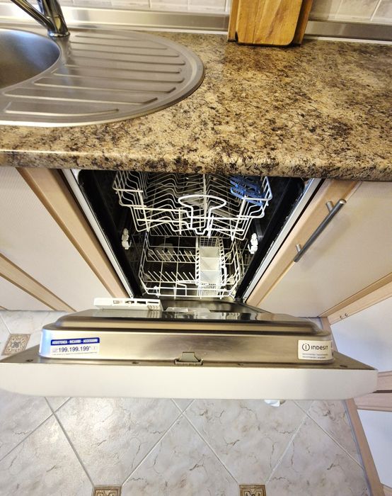 Здається 3-х кв з Автономним опаленням перша здача початок Богунії