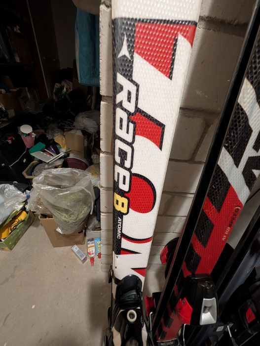 Narty atomic race 8 , 140 cm ładny stan