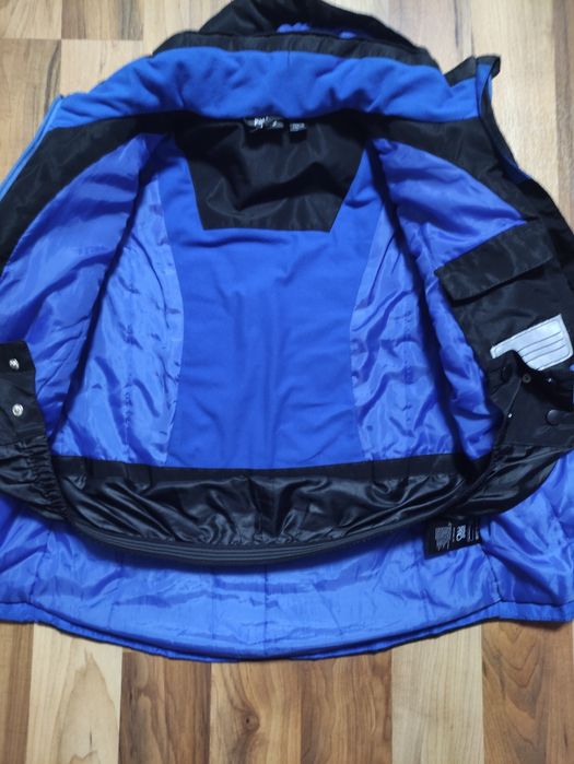 Kurtka narciarska zimowa o rozm. 134/140