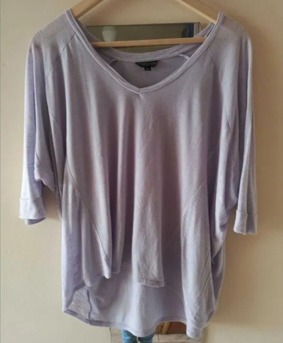 Luźna, lekko prześwitująca bluzka, t-shirt oversize
