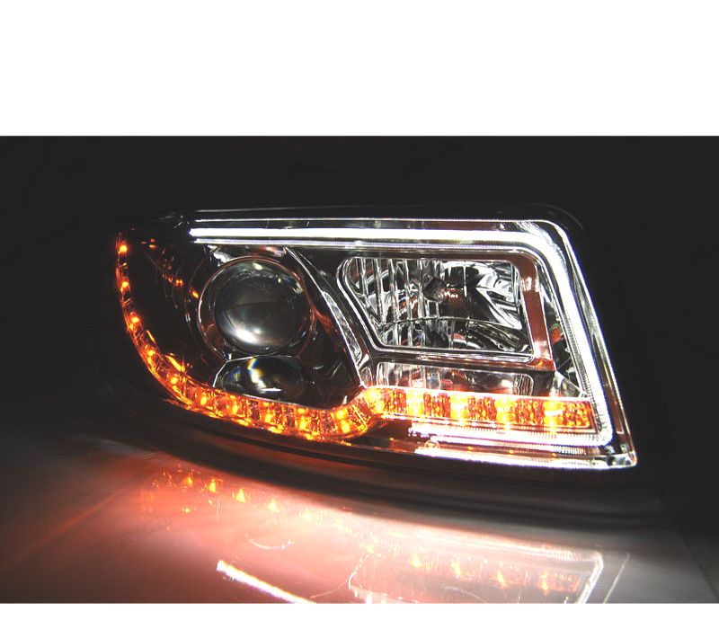CONJUNTO DE FARÓIS AUDI A4 LED TUBE LIGHTS 00-04 CROMADOS DINÂMICOS