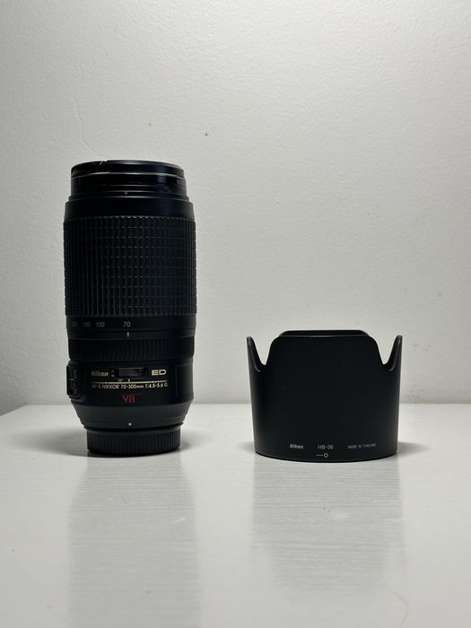 Об'єктив Nikon ED af-s 70-300 VR