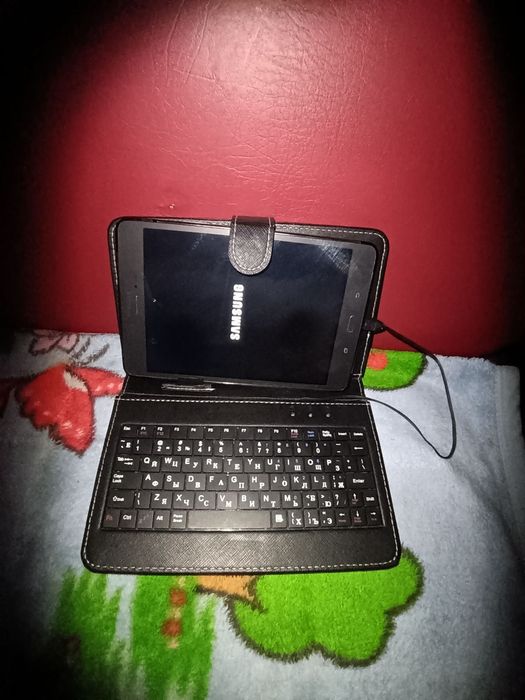 Чохол+ клавіша до планшетів