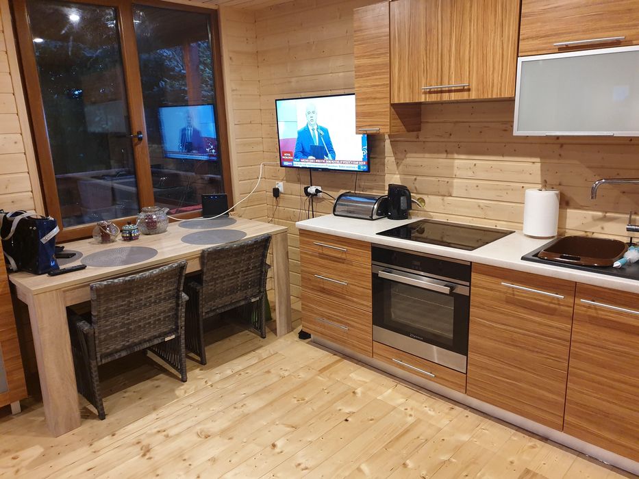 MAZURY Domek 9 osób nad jeziorem, z łódką, po sezonie taniej