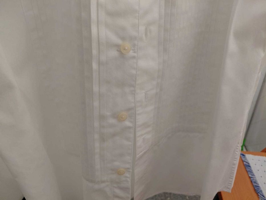 Camisa de cerimónia da Hacket para smoking ou estilo casual chique