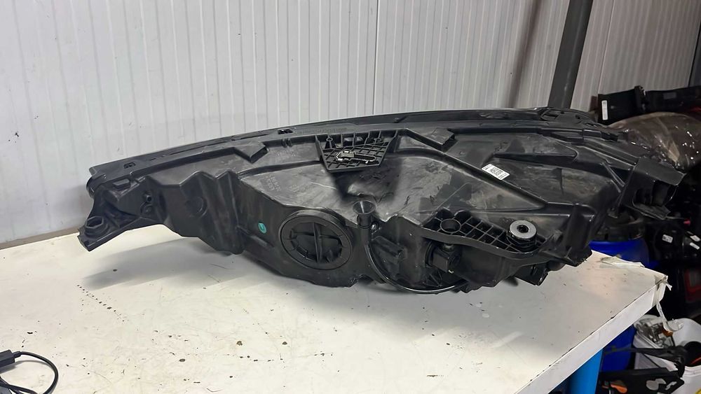 Farol LED Audi A3 S3 RS3 8Y Esquerdo