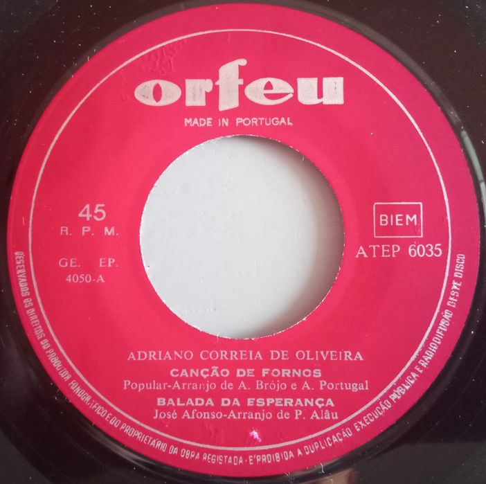 Adriano Correia de Oliveira - - - - - Fados de Coimbra - - - - - EP