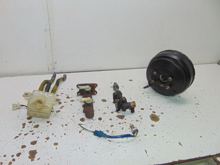 Toyota Hiace servo-freio " usado em bom estado
