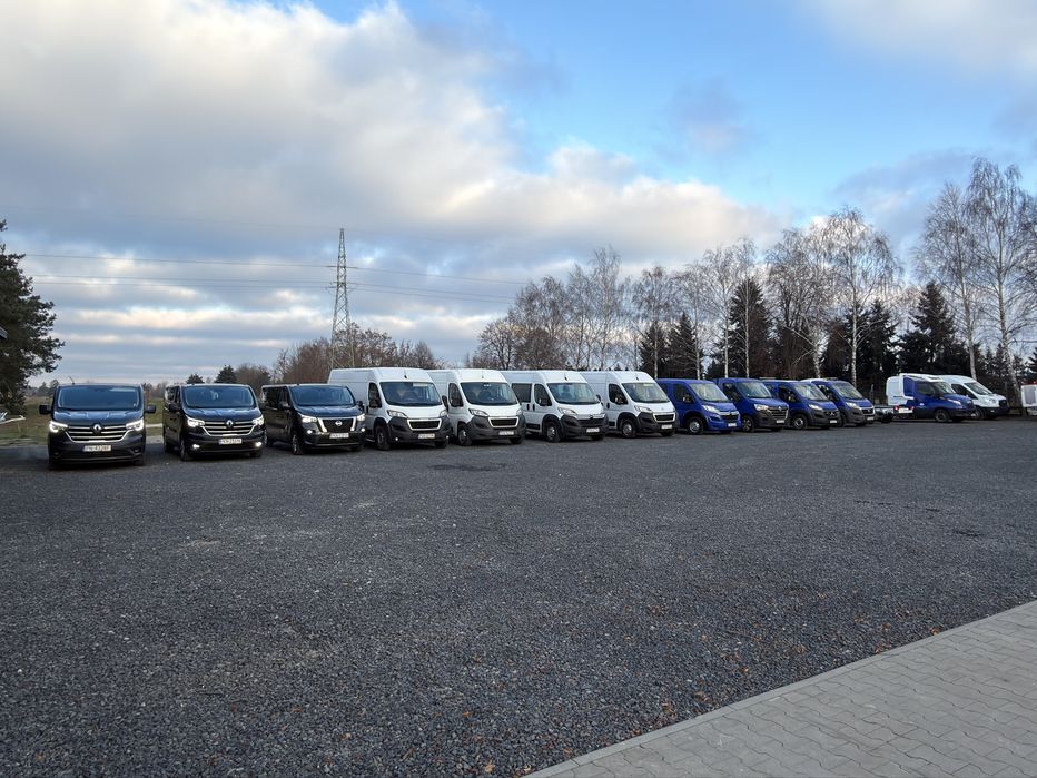 Wypożyczalnia wynajem busów 9 osobowego manual automat