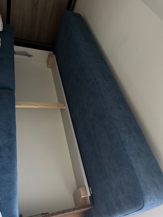 sofa rozkładana ciemnoniebieska