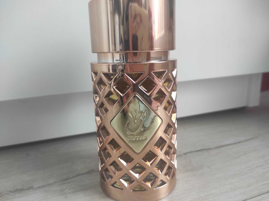 Ard Ar Zaafaran Jazzab Gold perfumy zbliżone do Lancome Tresorr
