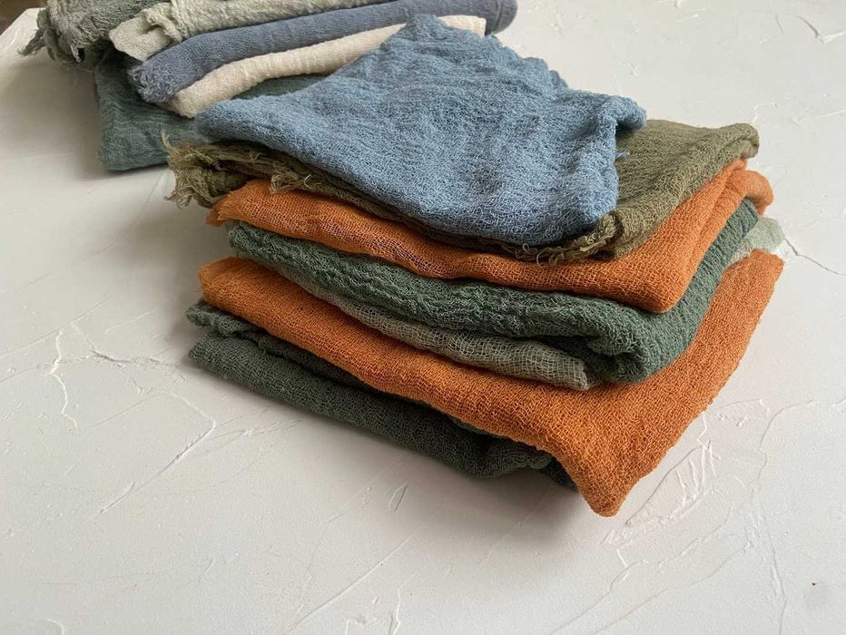 марлевые обрезки, салфетки, для бытовых нужд.