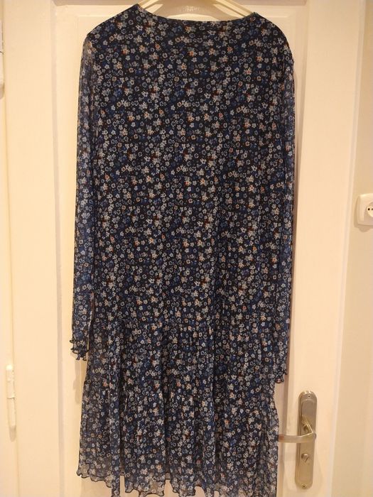 Sukienka z delikatnej siateczki Jean Pascale M/L