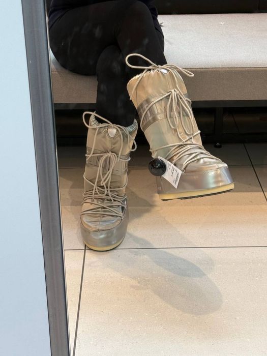 Moon boot високі оригінал