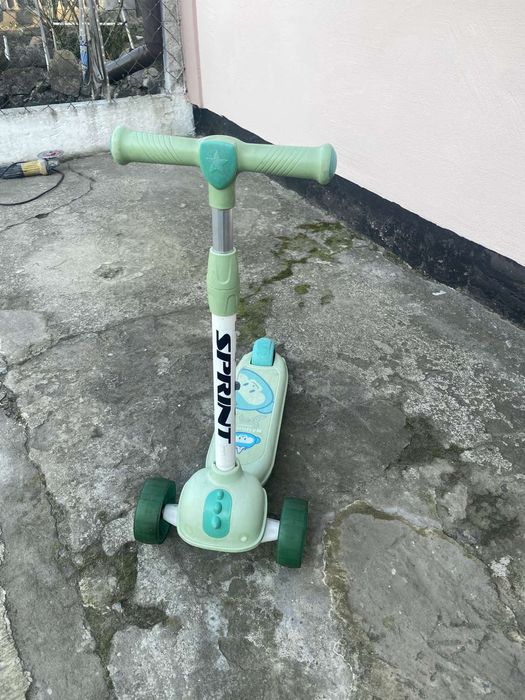 Самокат дитячий )