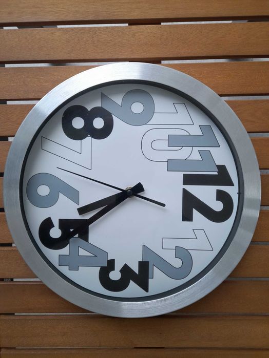 Relógio parede cinzento