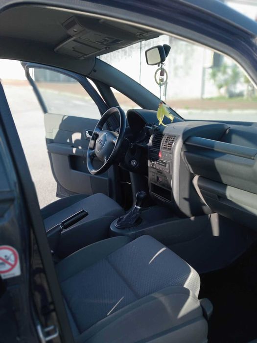 Audi A2 1.4, Ano 2000