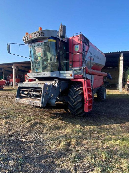 Продам зернозбиральний комбайн Massey Ferguson 7278