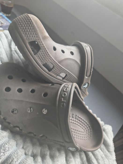 Klapki crocsy,buciki w bardzo dobrym stanie.