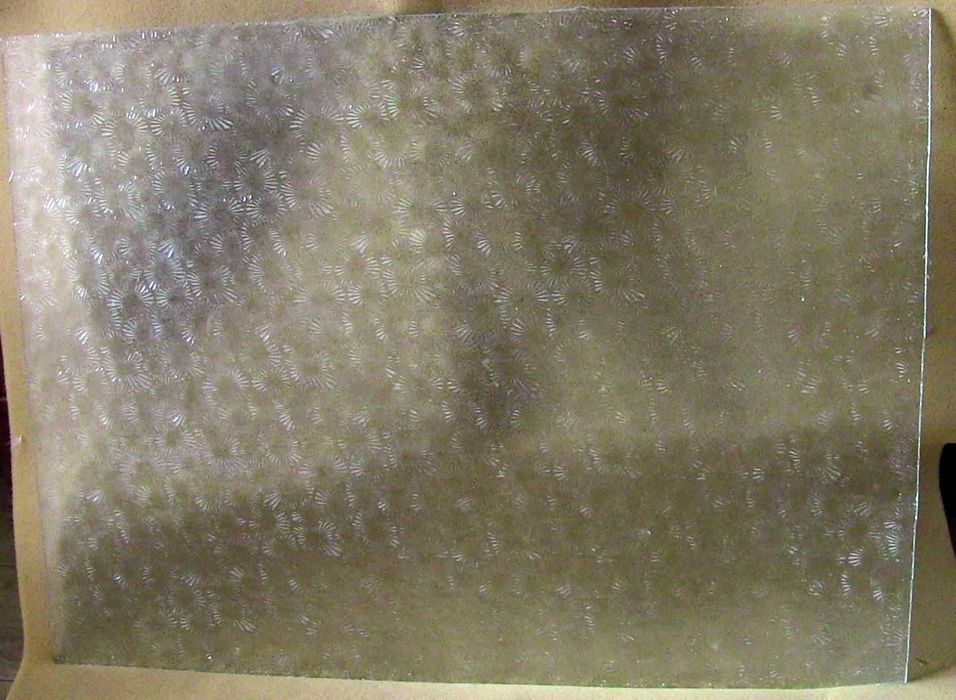 Стекло узорчатое 46,5 х 63 см. 4мм