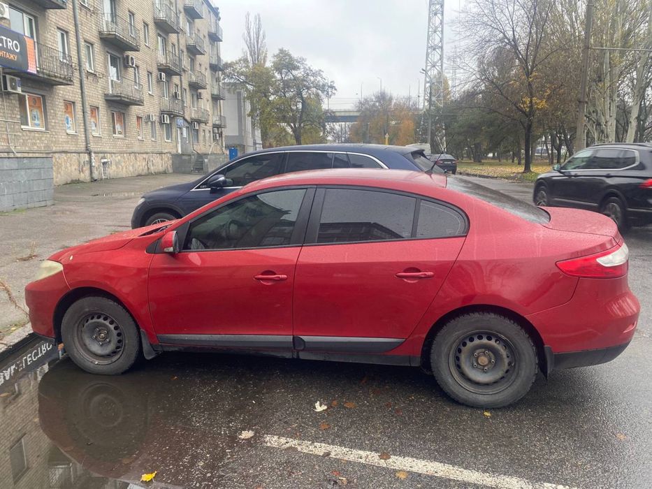 Renault Fluence 2011 года, 1,6