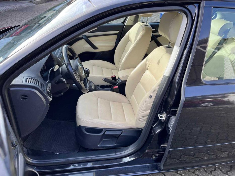 Škoda Octavia II 1.6 TDI 105 CV – 2011 – Económico e Fiável