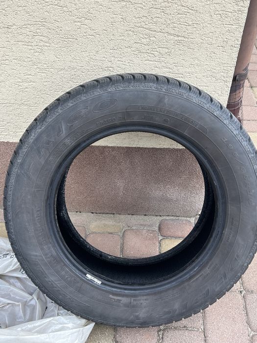 Komplet opon zimowych Dębica Frigo 2 195/65R 15