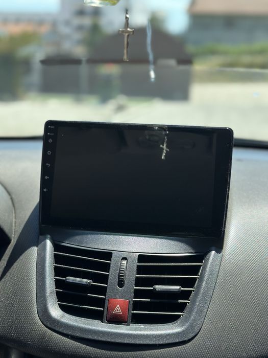 Rádio Peugeot 207 com Apple Carplay