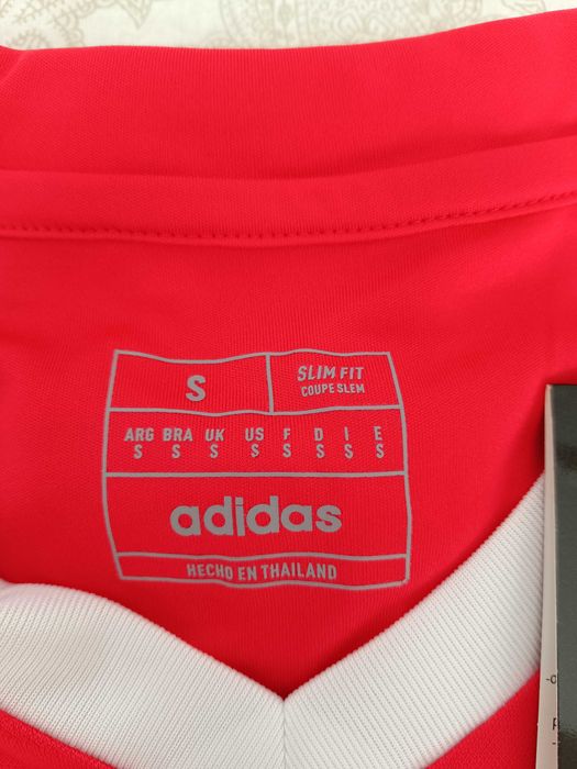 Camisola principal Benfica 24/25