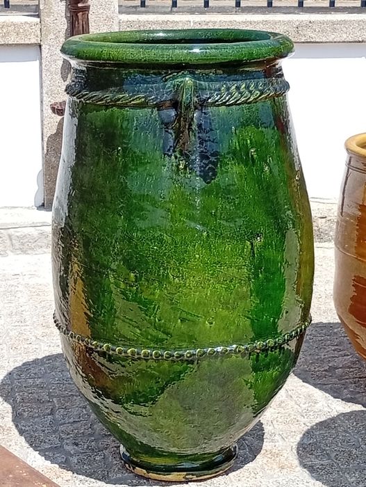 Vasos rústico e vidrados