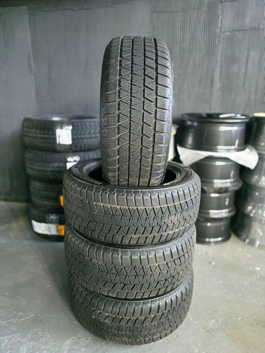 Зимові шини 275/50 R20 113T Bridgestone Blizzak dm-v3