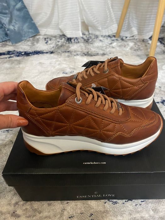 Tenis em Pele Carmela