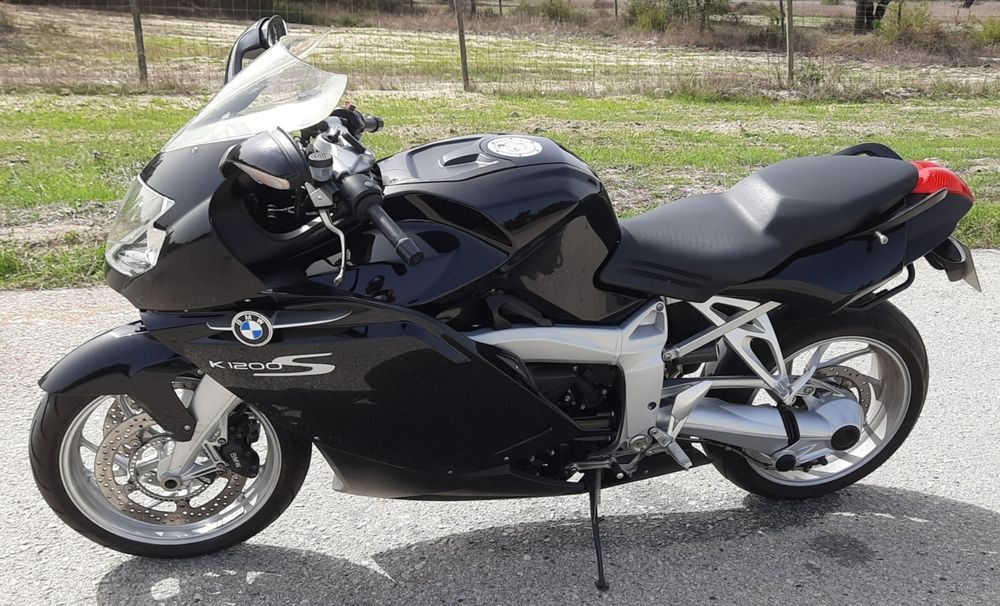 BMW K 1200 S    "Irrepreensível"