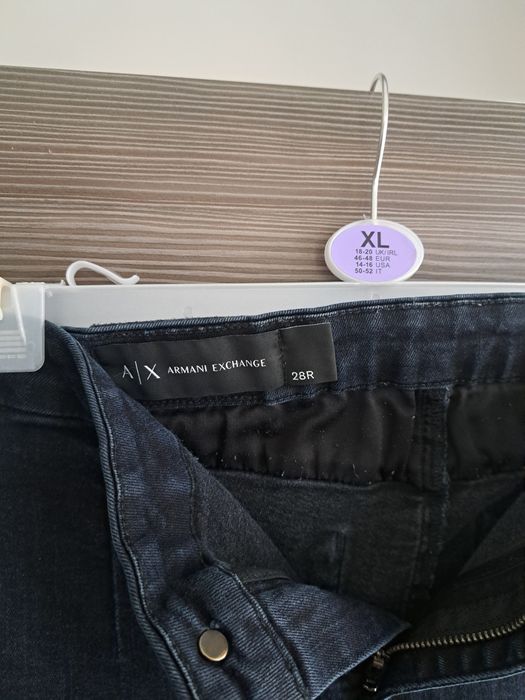 Elastyczne spodnie dżinsowe Armani Exchange rozm.S/M