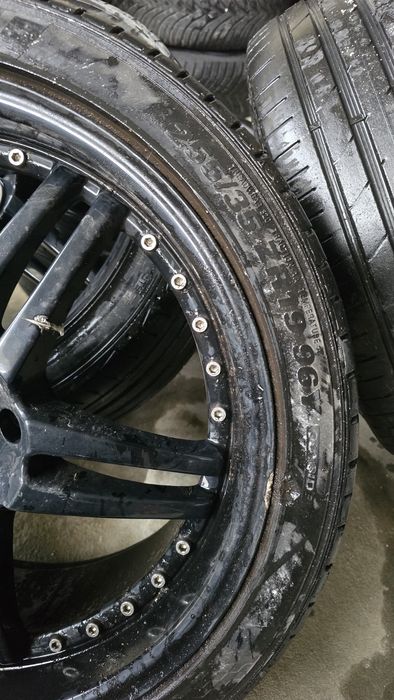 Jantes com pneus mercedes 19